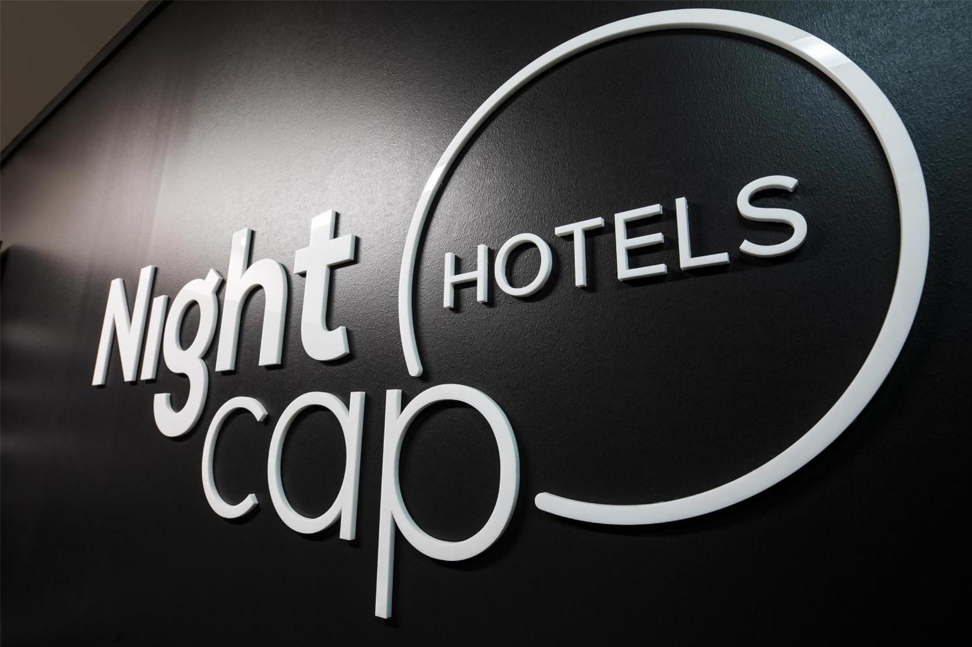 Nightcap At Fairfield Hotel Ngoại thất bức ảnh